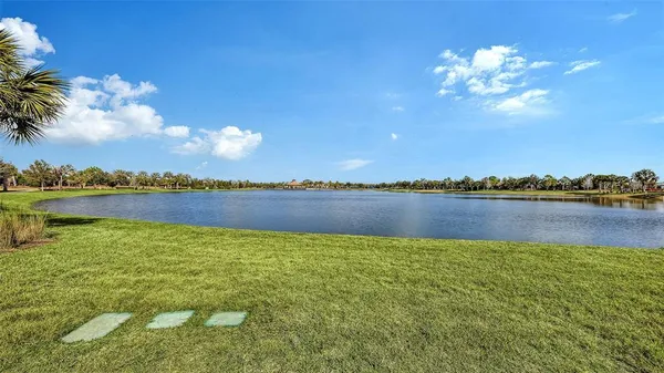 $5,500 | 7675 Summerland Cove, Bradenton, FL 34202