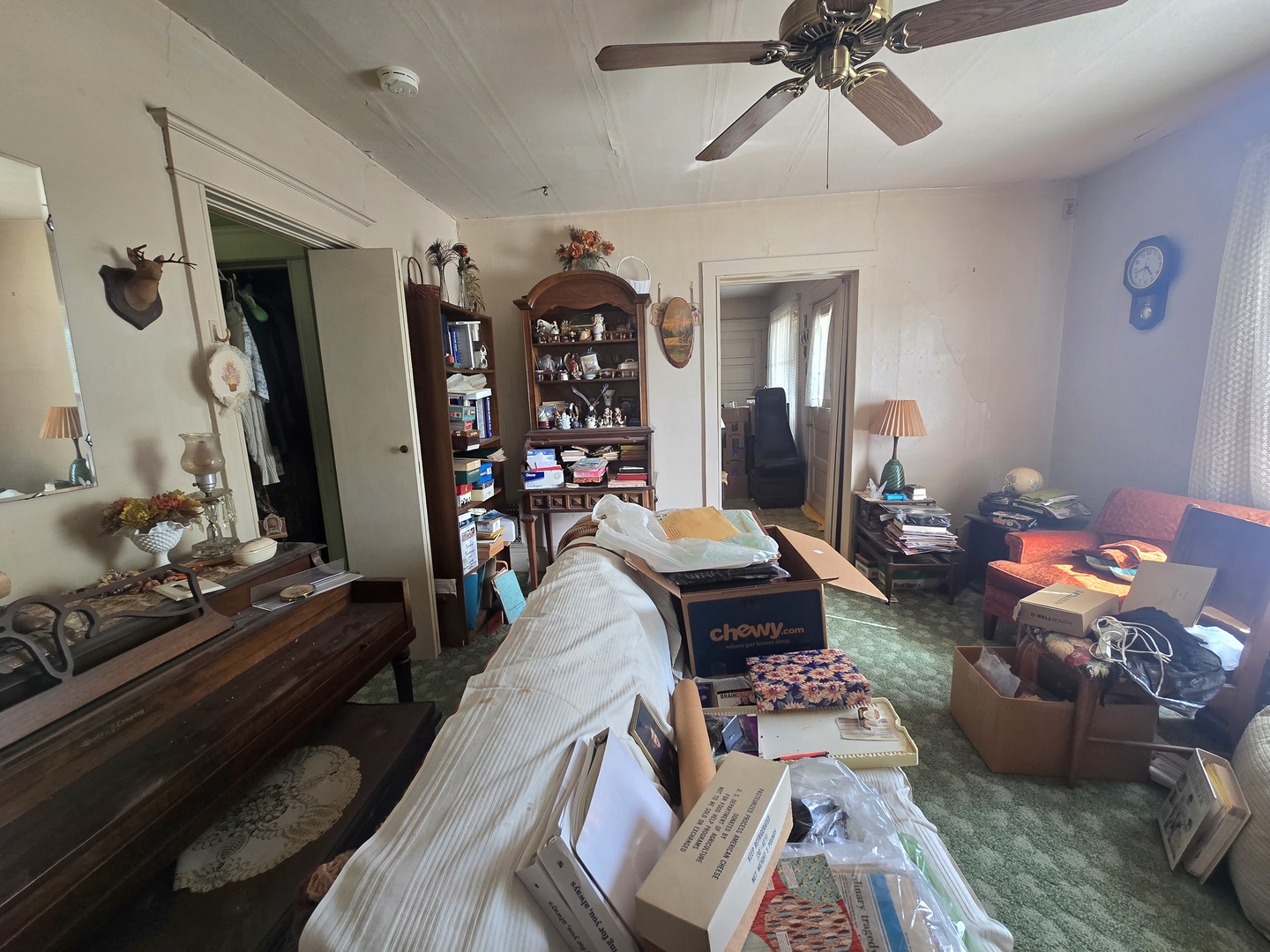 157-159 West Hickory Street Kankakee, IL 60901 - Photo 18 of 33 a living room with furniture and wooden floor