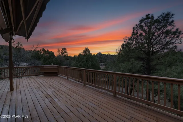 $1,088,000 | 2394 Oakwood Drive, Prescott, AZ 86305