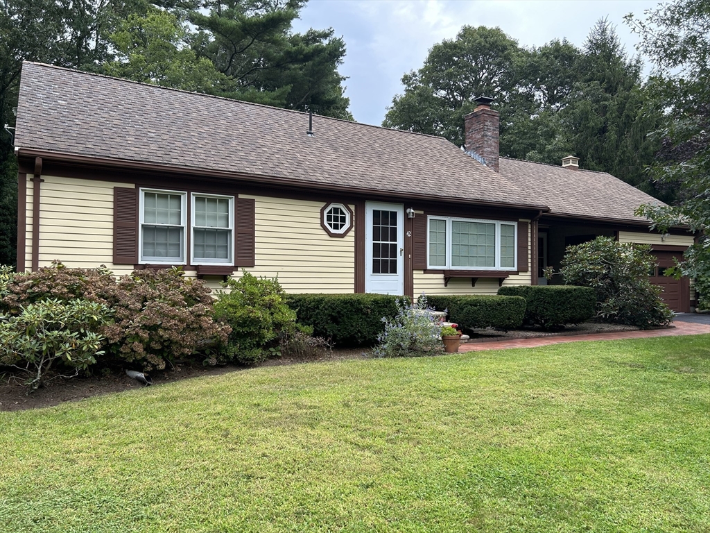 42 Yawl Road Osterville, MA 02655 - Photo 1 of 31 Gallery Image 1