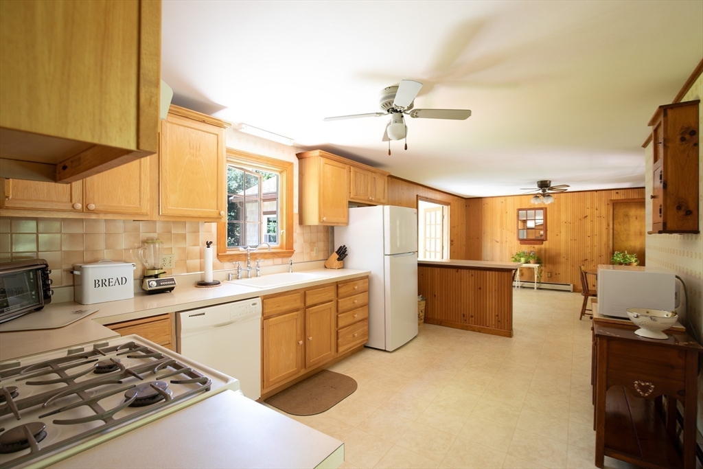 42 Yawl Road Osterville, MA 02655 - Photo 15 of 31 Gallery Image 15