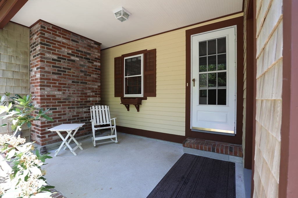 42 Yawl Road Osterville, MA 02655 - Photo 4 of 31 Gallery Image 4