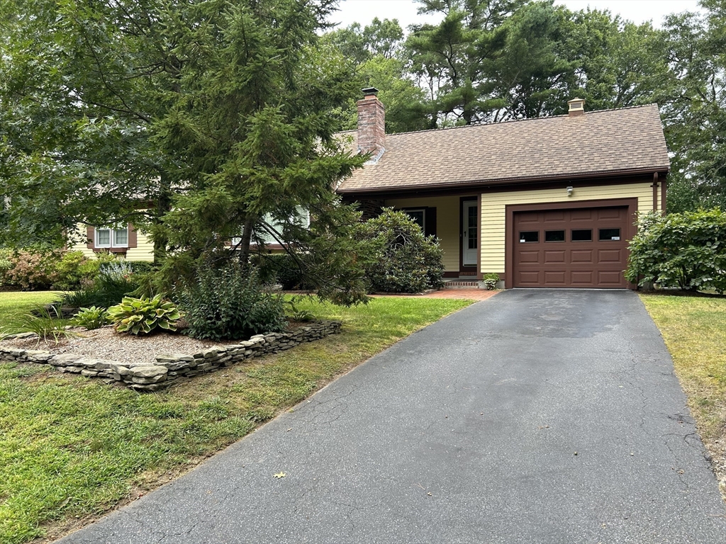 42 Yawl Road Osterville, MA 02655 - Photo 5 of 31 Gallery Image 5