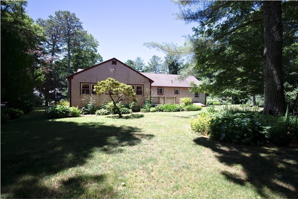 42 Yawl Road Osterville, MA 02655 - Photo 10 of 31 Gallery Image 10