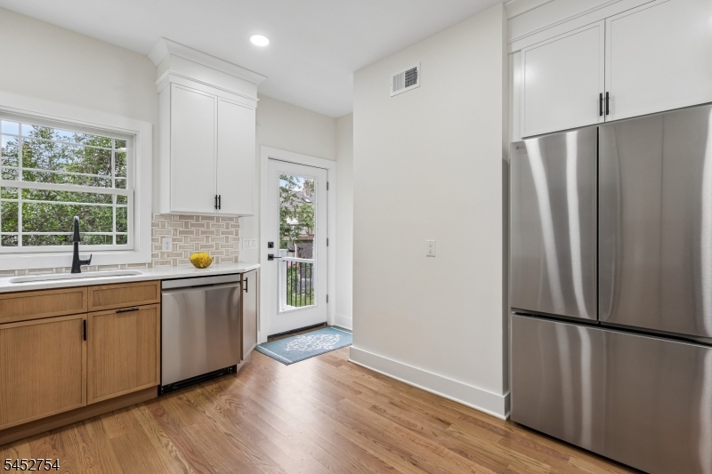 318 Halsey Road Parsippany, NJ 07054 - Photo 14 of 48 Gallery Image 14