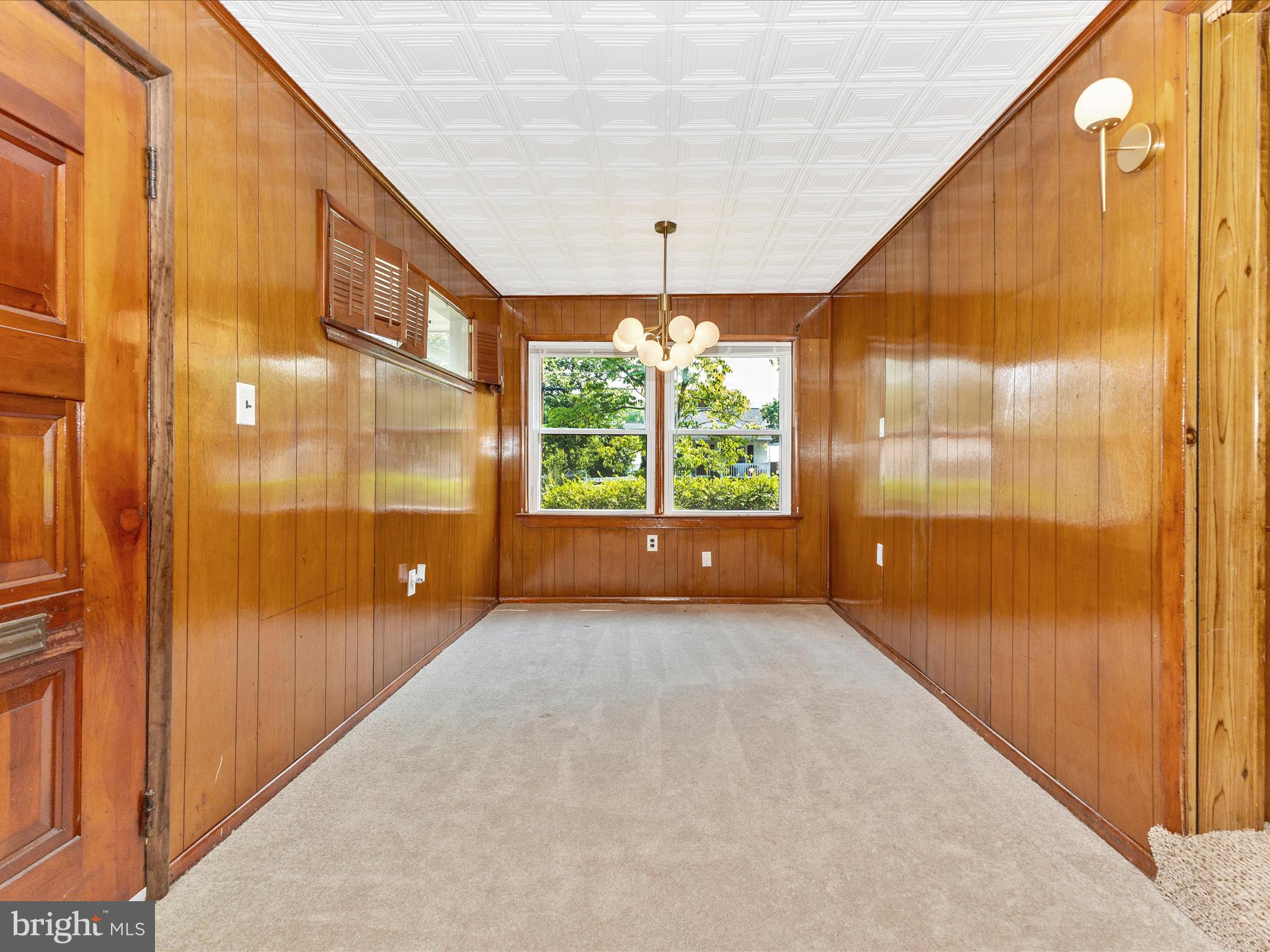 12230 Selfridge Road Silver Spring, MD 20906 - Photo 8 of 49 a view of entryway with a big room and windows