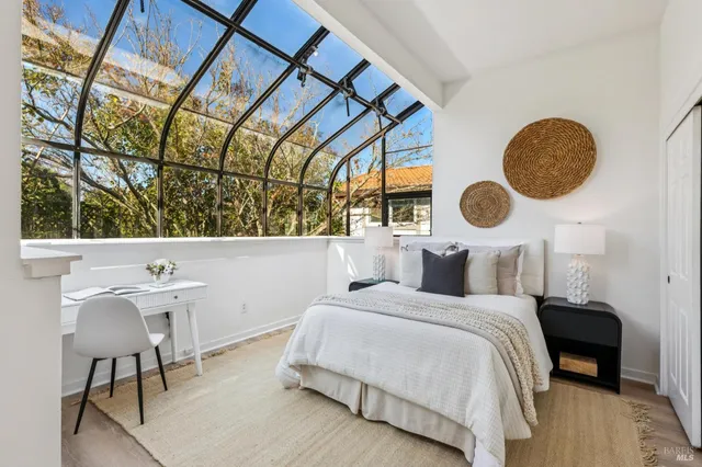 $669,000 | 818 2nd Street West, Sonoma, CA 95476