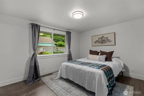 $637,000 | 14912 Southeast 270th Place, Kent, WA 98042