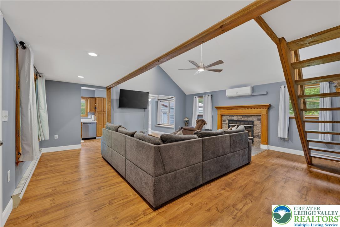 156 Mailbox Road Pocono Lake, PA 18347 - Photo 13 of 57