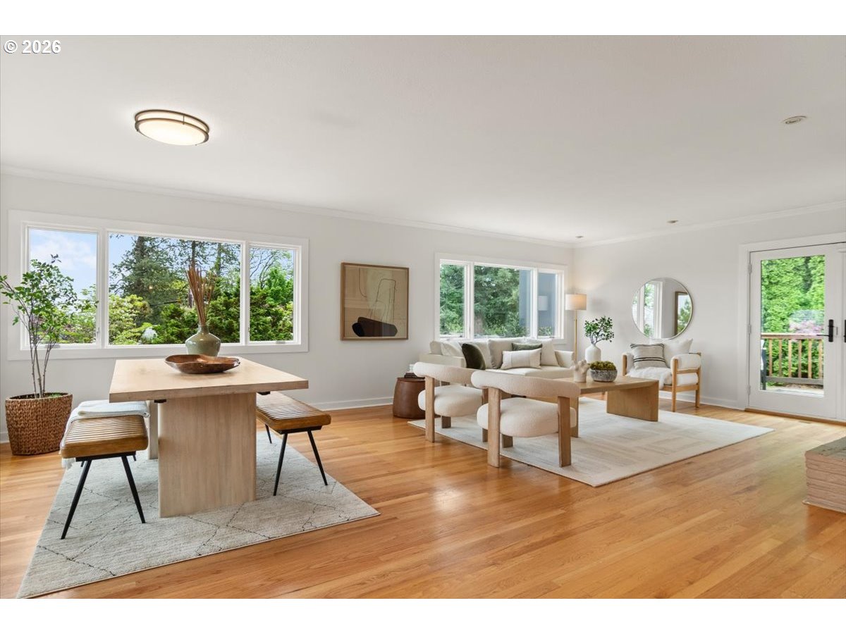 4059 Southwest Patrick Place Portland, OR 97239 - Photo 3 of 42