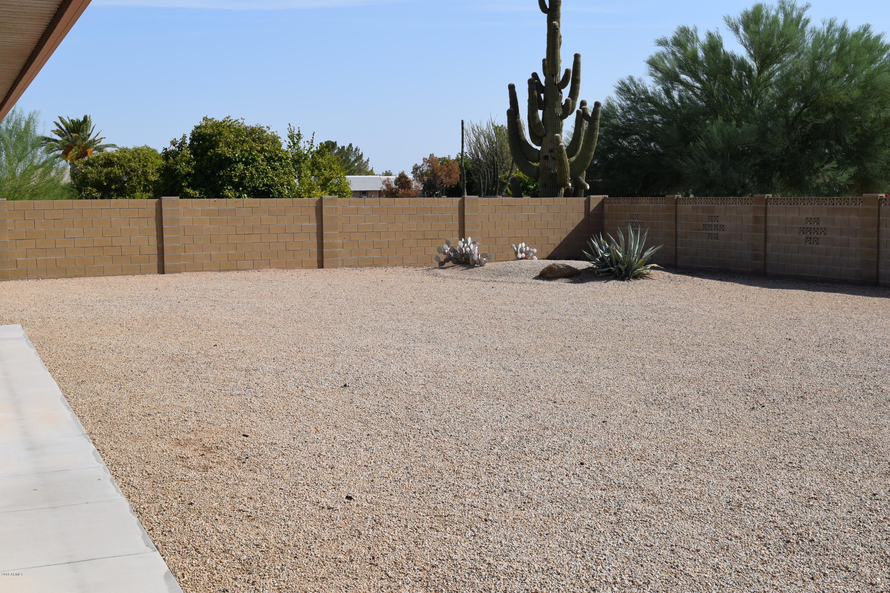 11035 West Oak Ridge Road Sun City, AZ 85351 - Photo 20 of 23 DSC_0032