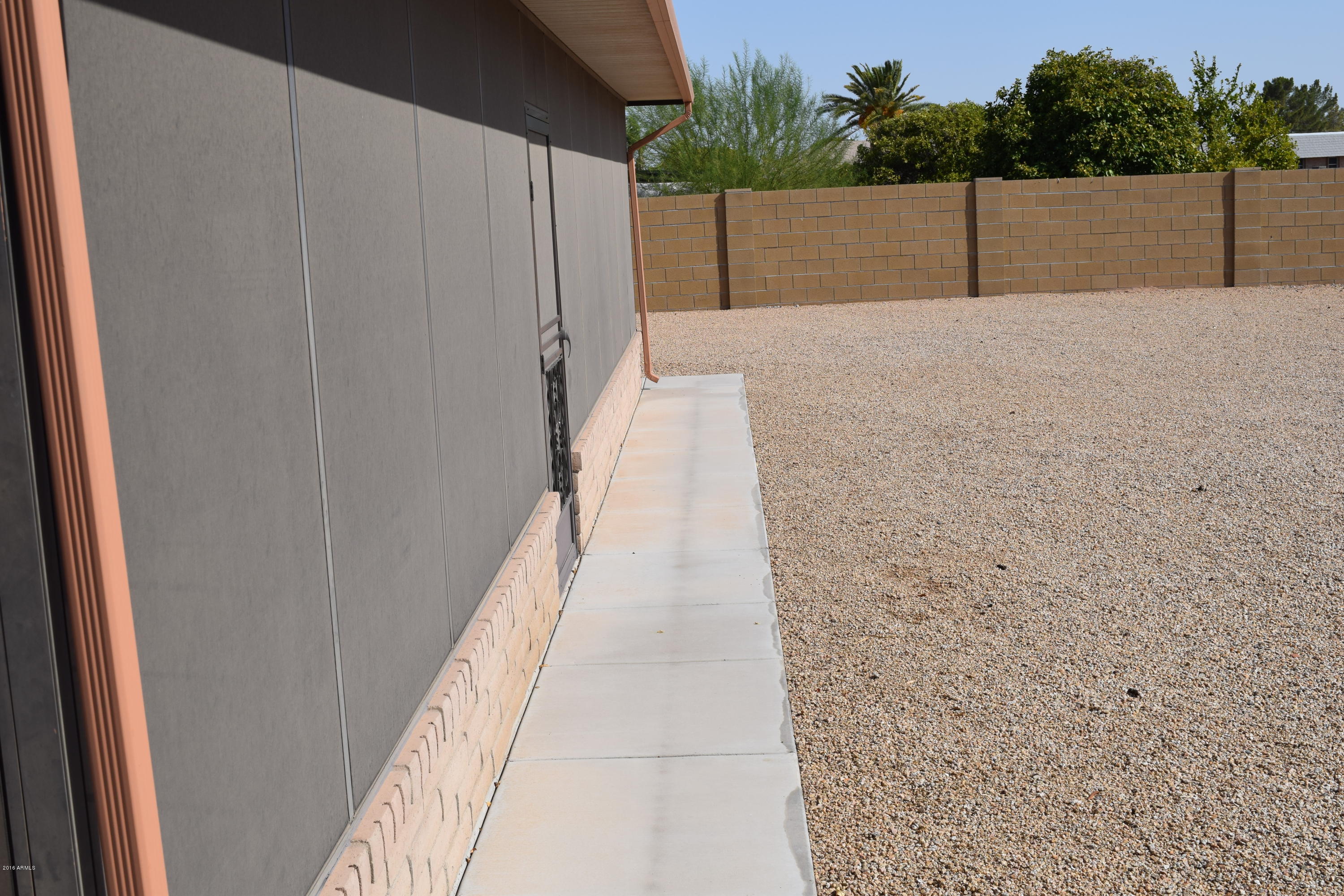 11035 West Oak Ridge Road Sun City, AZ 85351 - Photo 21 of 23 DSC_0033