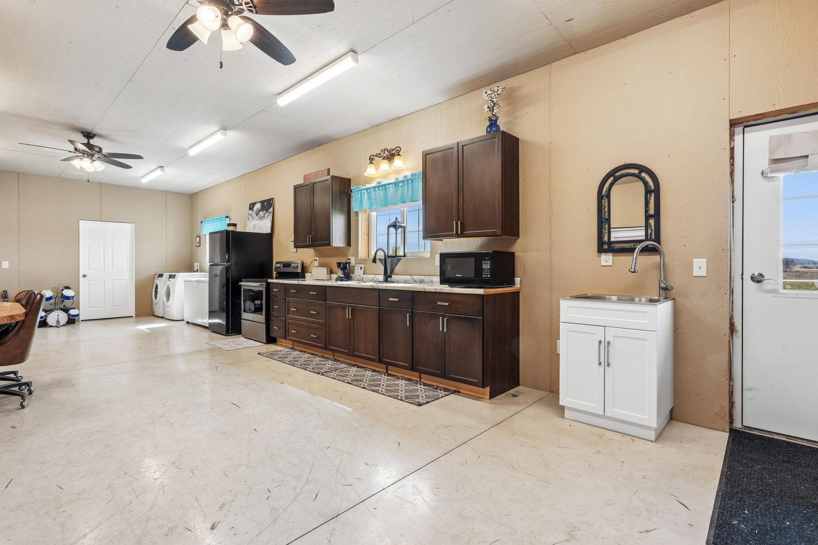 6219 Aspen Road Reedsville, WI 54230 - Photo 7 of 38