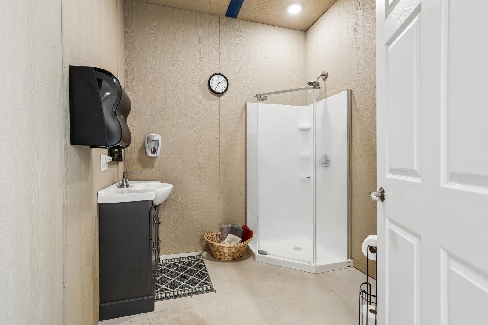 6219 Aspen Road Reedsville, WI 54230 - Photo 10 of 38