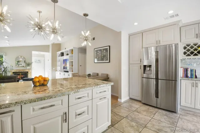 $1,350,000 | 12061 Rue Des Amis, San Diego, CA 92131