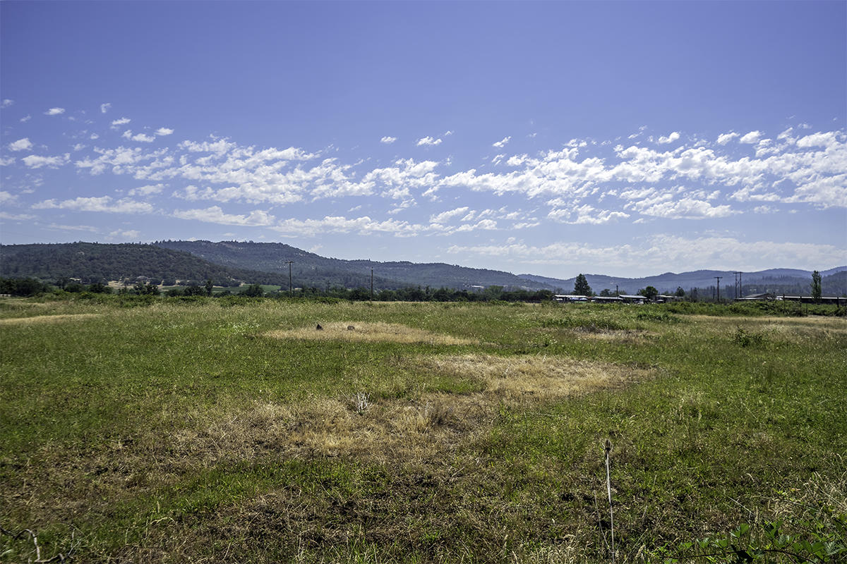 605 Meridian Road Eagle Point, OR 97524 - Photo 51 of 71 43