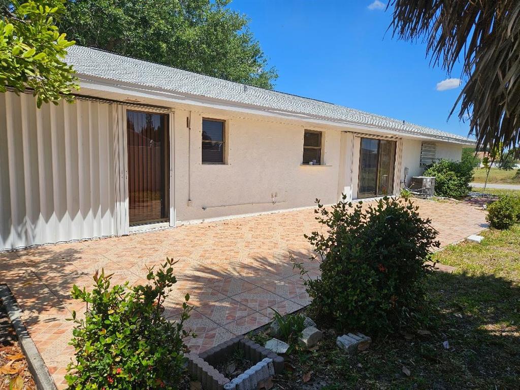 355 Spring Lake Boulevard Northwest Port Charlotte, FL 33952 - Photo 38 of 43