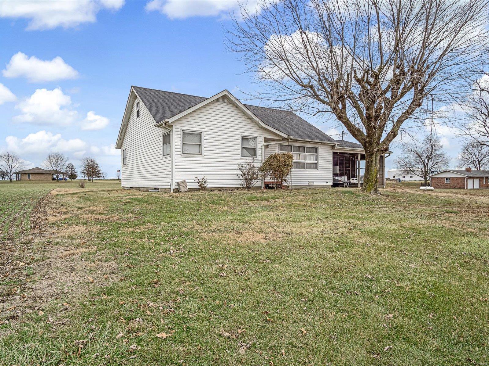 9392 South Prairie Road Red Bud, IL 62278 - Photo 2 of 17