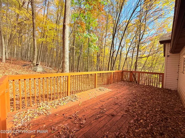 $2,100 | 303 Otter Court, Bushkill, PA 18324