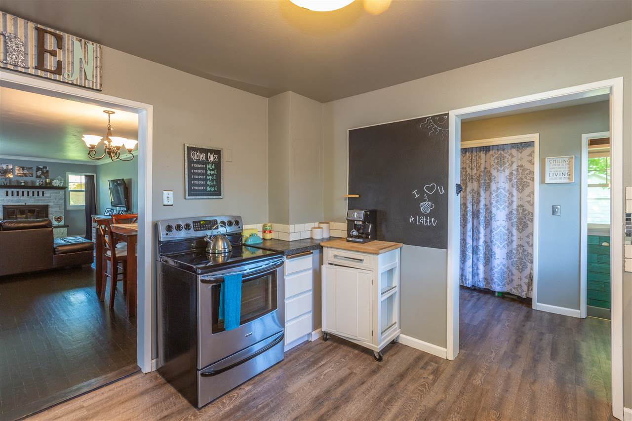 2517 Ella Road Spokane Valley, WA 99212 - Photo 9 of 20