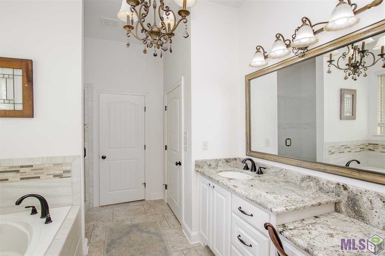 45249 Oliver Road St. Amant, LA 70774 - Photo 14 of 25 Gallery Image 14