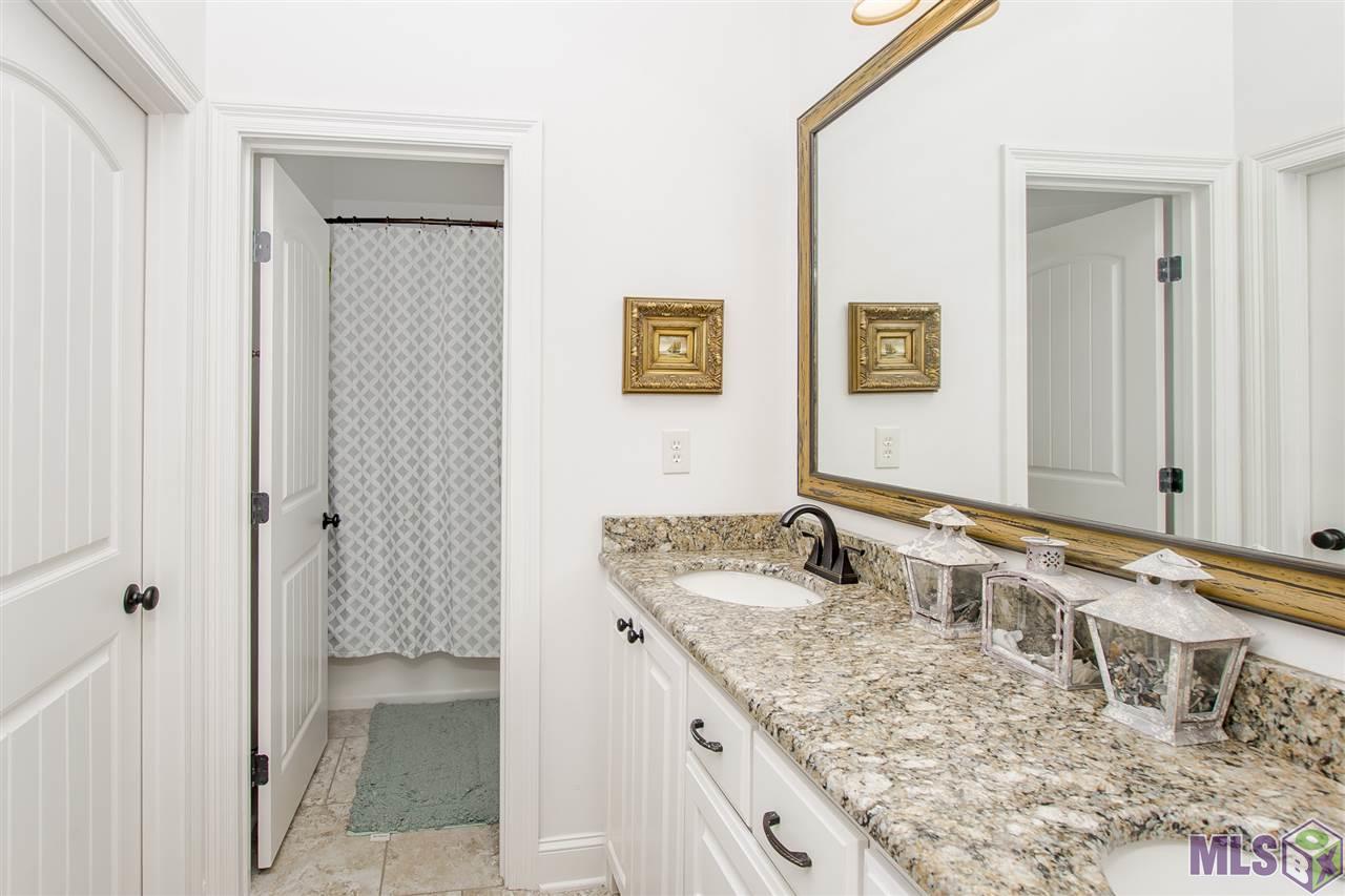 45249 Oliver Road St. Amant, LA 70774 - Photo 16 of 25 Gallery Image 16