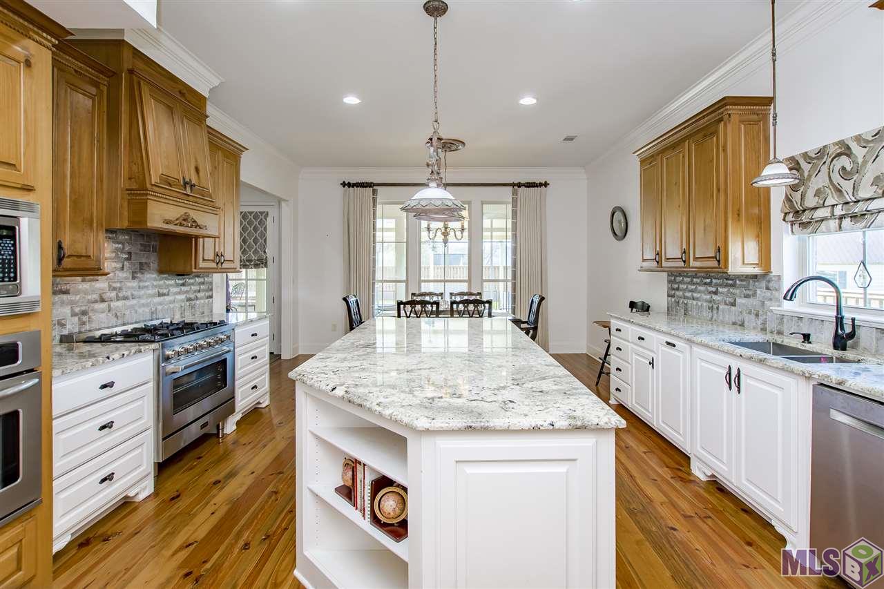 45249 Oliver Road St. Amant, LA 70774 - Photo 6 of 25 Gallery Image 6