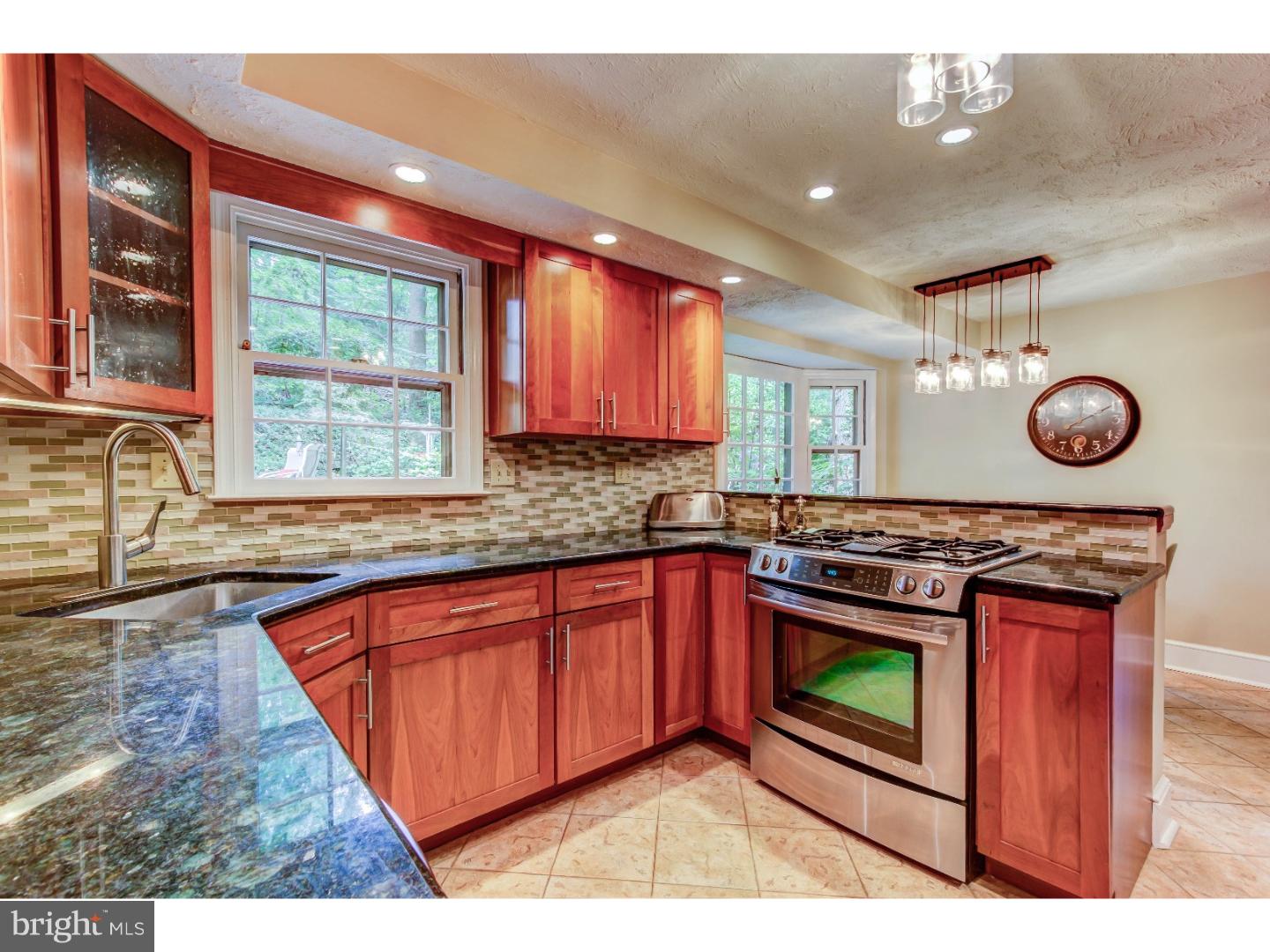 74 Oakford Road Wayne, PA 19087 - Photo 6 of 25 Kitchen