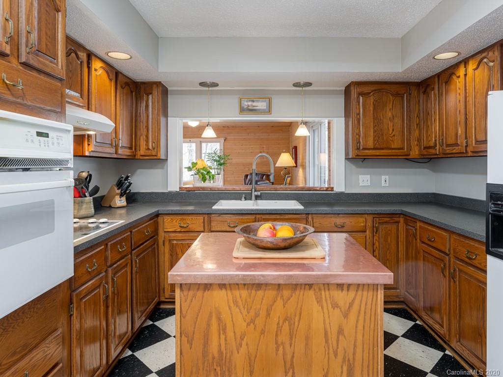 90 Gibson Road Asheville, NC 28804 - Photo 21 of 48 Gallery Image 21