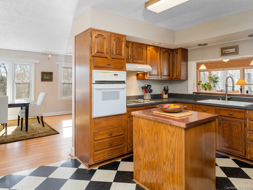 90 Gibson Road Asheville, NC 28804 - Photo 22 of 48 Gallery Image 22