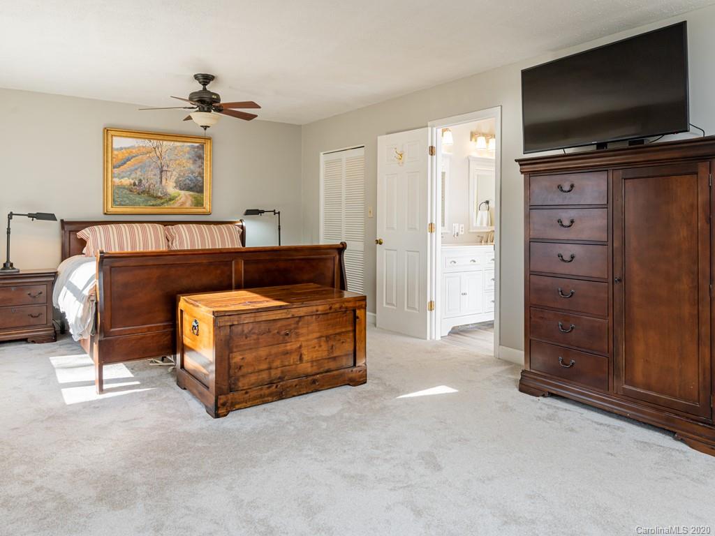 90 Gibson Road Asheville, NC 28804 - Photo 27 of 48 Gallery Image 27