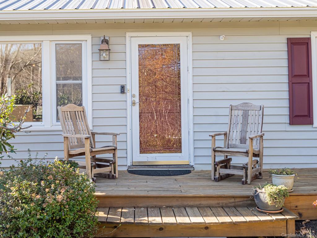 90 Gibson Road Asheville, NC 28804 - Photo 6 of 48 Gallery Image 6