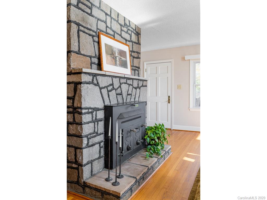 90 Gibson Road Asheville, NC 28804 - Photo 10 of 48 Gallery Image 10