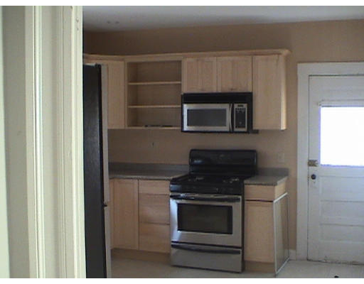 116-118 Hillside Road, Unit 116 Watertown, MA 02472 - Photo 3 of 5 Gallery Image 3