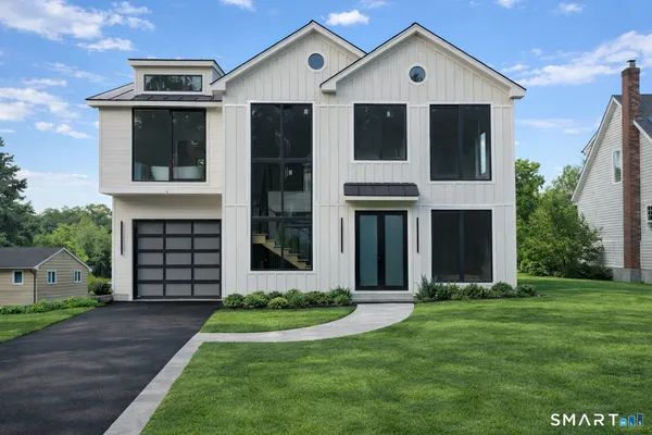$2,480,000 | 20 North Lake Shore Drive, Brookfield, CT 06804