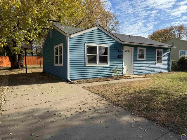 $125,000 | 3342 Southeast Irvingham Street, Topeka, KS 66605