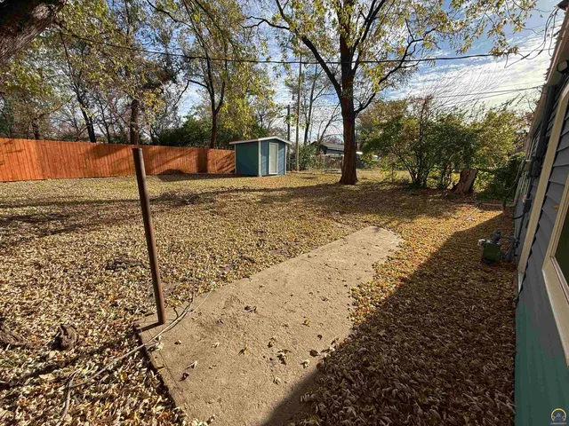 $125,000 | 3342 Southeast Irvingham Street, Topeka, KS 66605