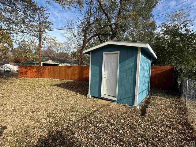 $125,000 | 3342 Southeast Irvingham Street, Topeka, KS 66605