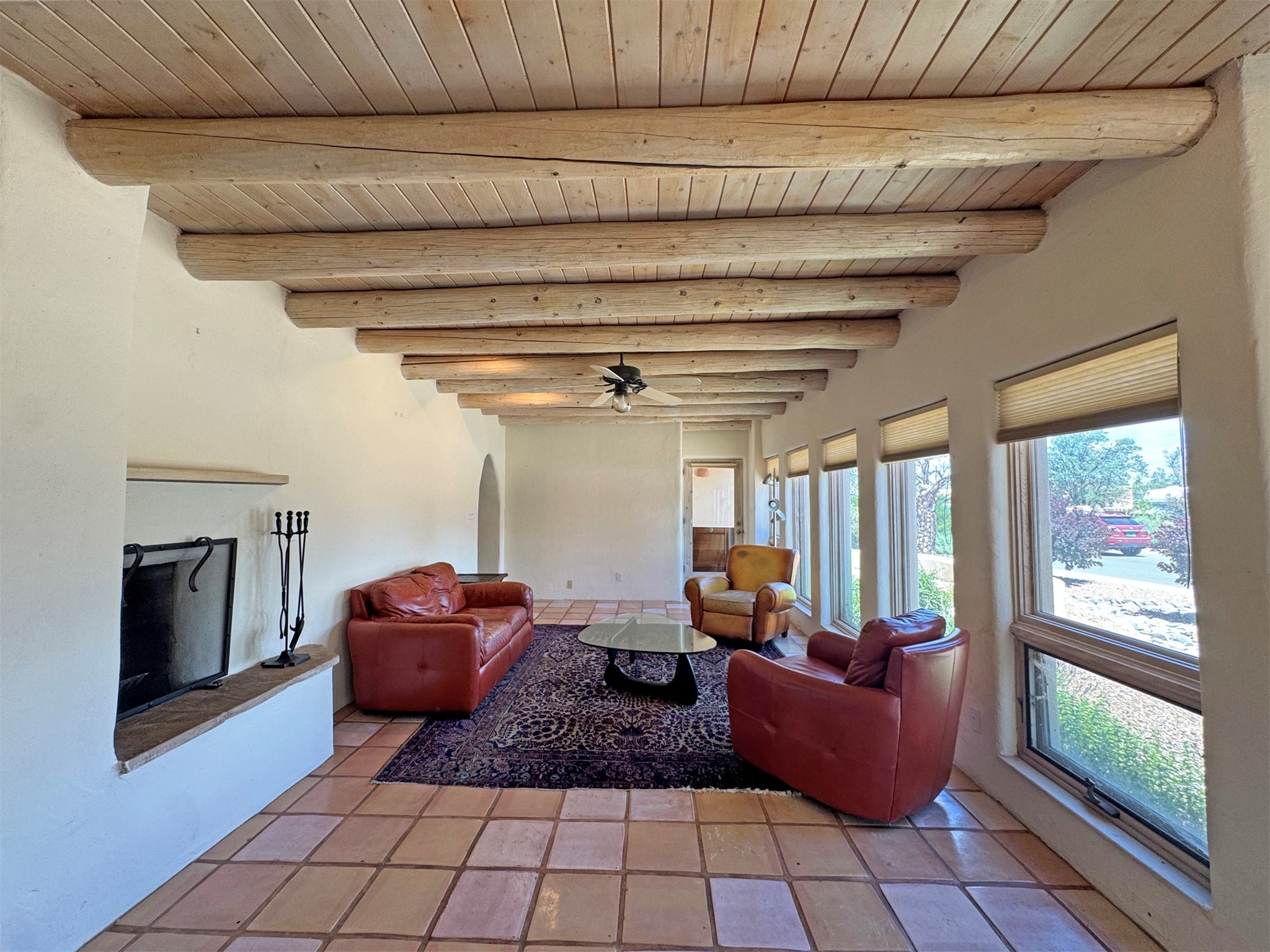 363 Monte Vista Road Taos, NM 87571 - Photo 7 of 38