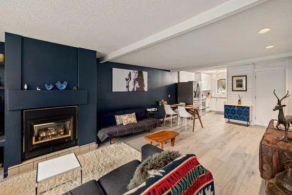 $549,000 | 55 Village Green Drive, Unit 3C, Stowe, VT 05672