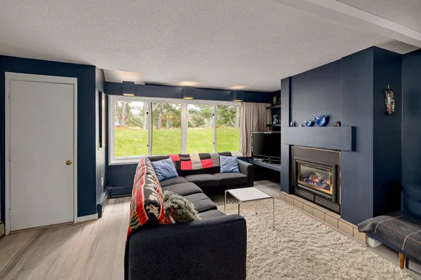 $549,000 | 55 Village Green Drive, Unit 3C, Stowe, VT 05672