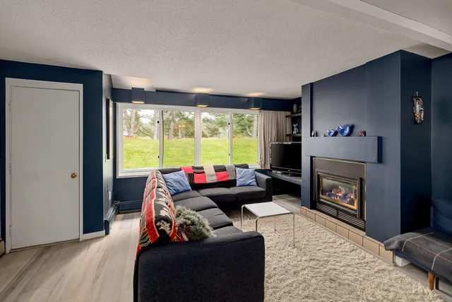 $549,000 | 55 Village Green Drive, Unit 3C, Stowe, VT 05672