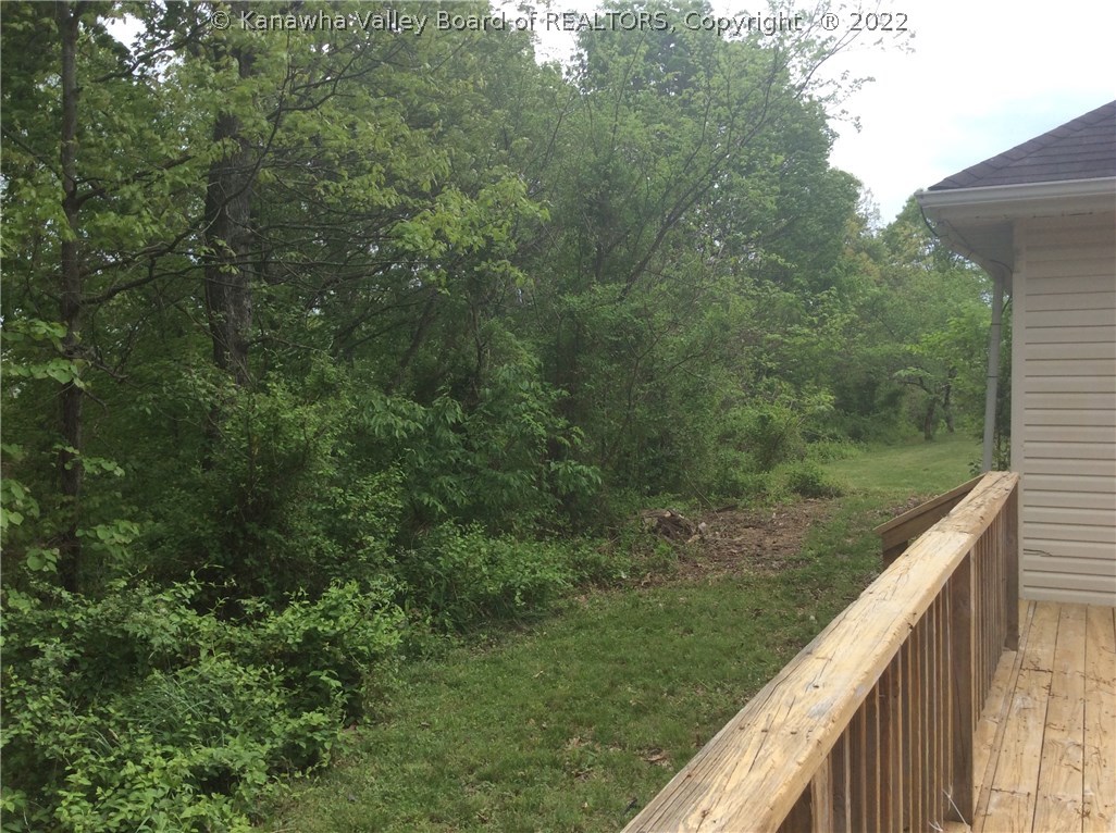 5270 Evergreen Road Fraziers Bottom, WV 25082 - Photo 17 of 24 Gallery Image 17