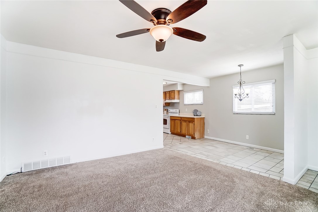 370 Spinning Road Riverside, OH 45431 - Photo 8 of 33