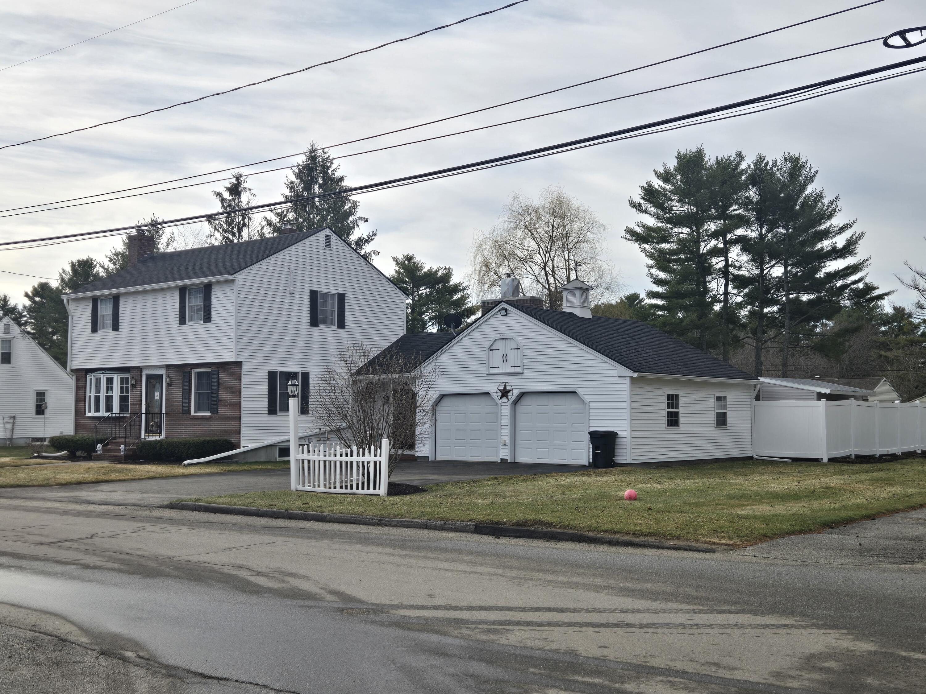 34 Windsor Avenue Augusta, ME 04330 - Photo 1 of 48 1000022528