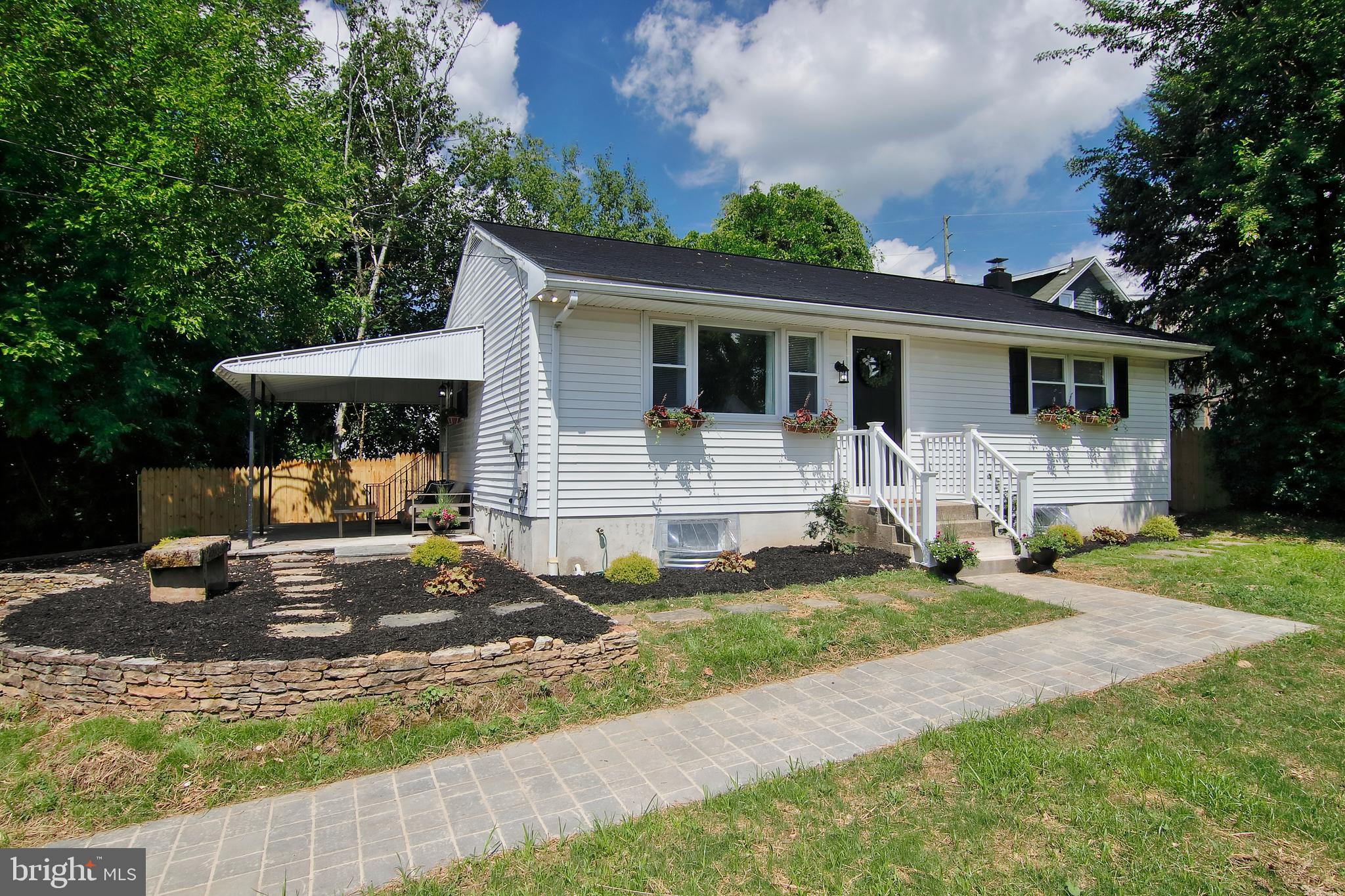 1291 Shelbourne Road Reading, PA 19606 - Photo 33 of 33 Exterior Front
