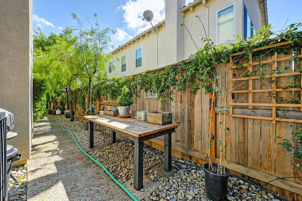 4834 Blaydon Road Rocklin, CA 95765 - Photo 44 of 53