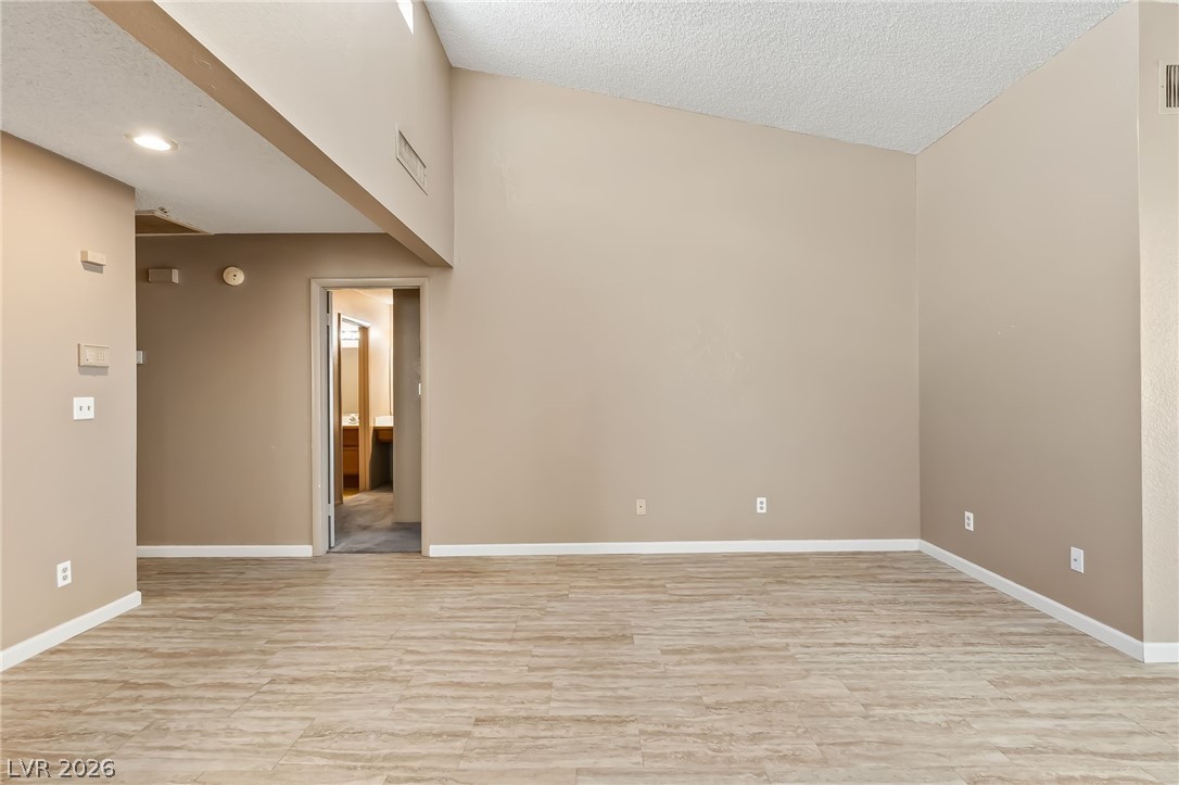2148 Pebble Creek Lane Laughlin, NV 89029 - Photo 8 of 36