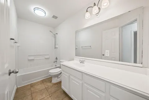 $430,000 | 325 Kirby Drive, Argyle, TX 76226