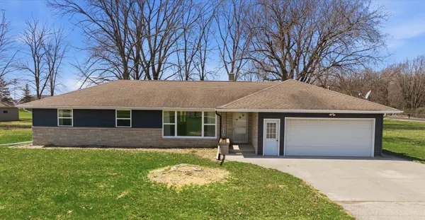 $389,900 | N8893 County Road North, Menasha, WI 54952